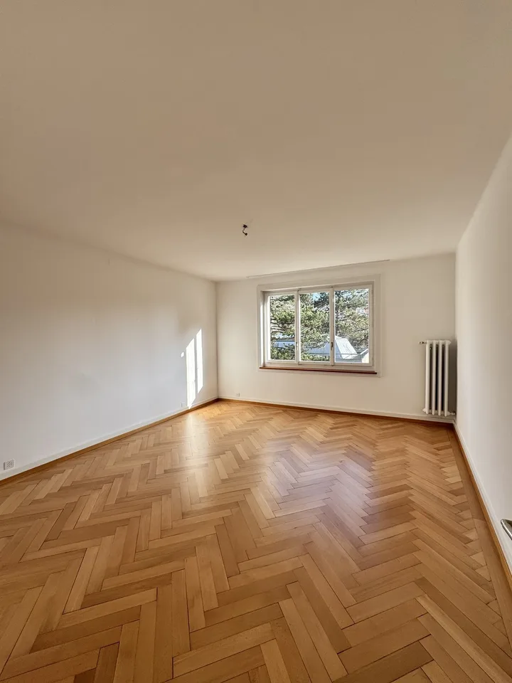 Grosse 4er WG-Zimmer nahe Kreuzplatz | Mitten in Zürich, inkl Balkon