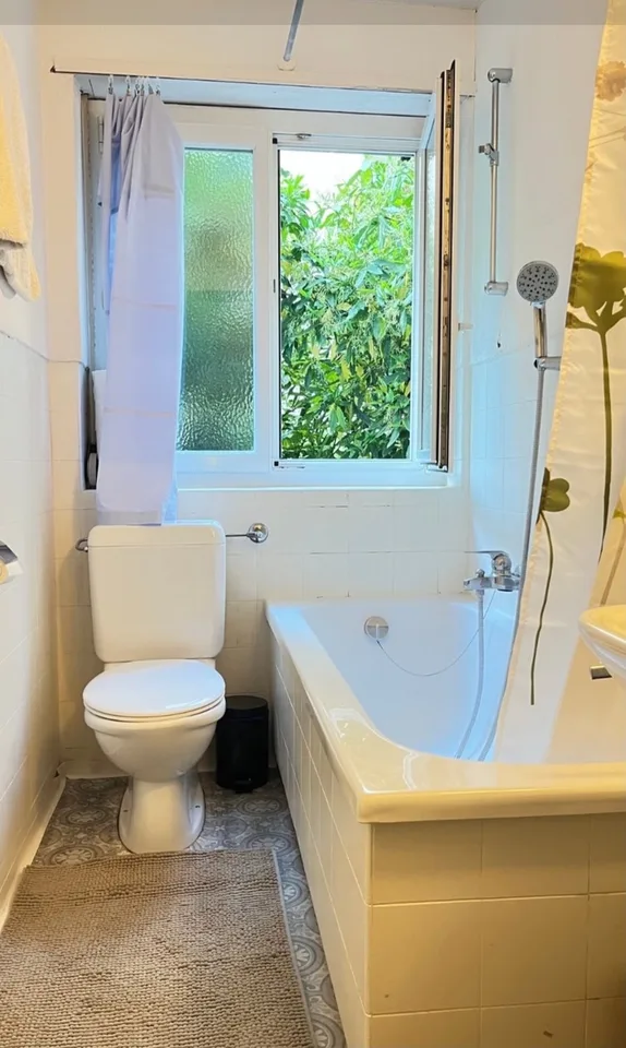 Bright & Quiet Stay - Lakeside - 8008