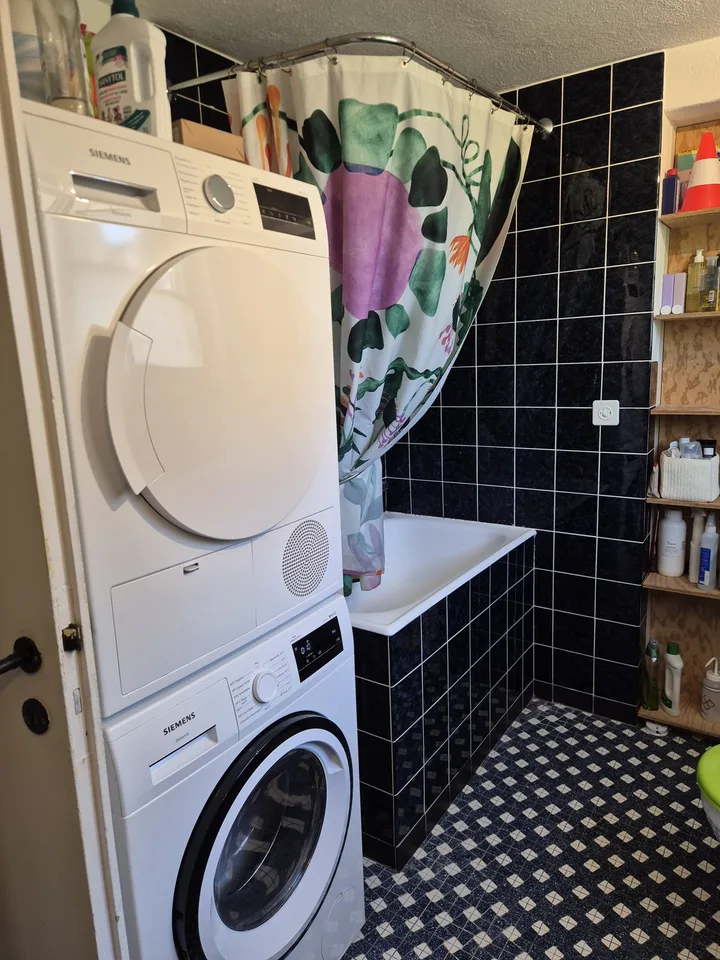 Schönes helles Zimmer im EG