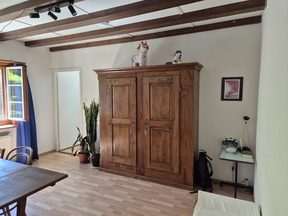 Schönes helles Zimmer im EG