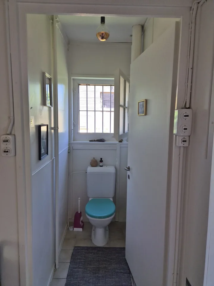 Schönes helles Zimmer im EG