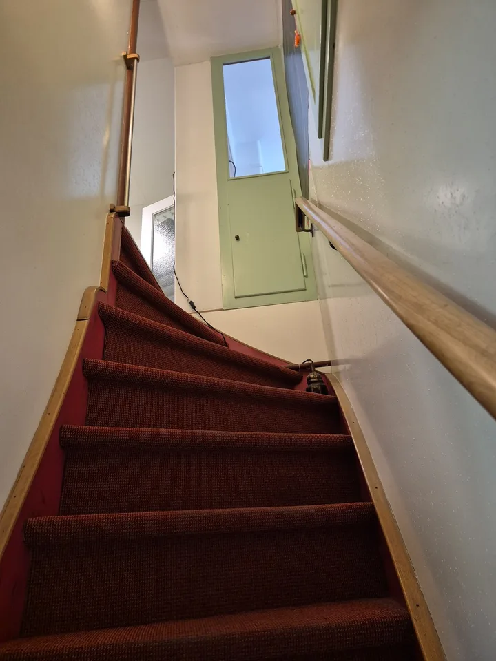 Schönes helles Zimmer im EG