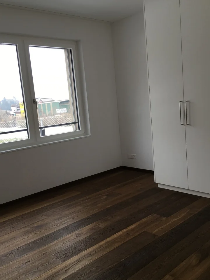 Ihr Familientraum! 5.5-Zimmer-Gartenwohnung in Neuheim
