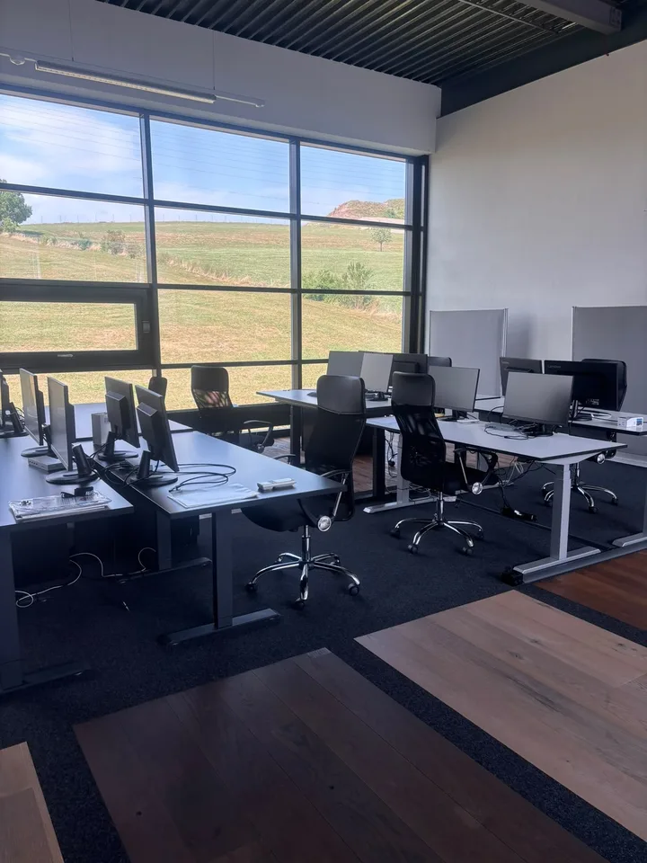 Moderner Büroplatz zur Miete in Baar