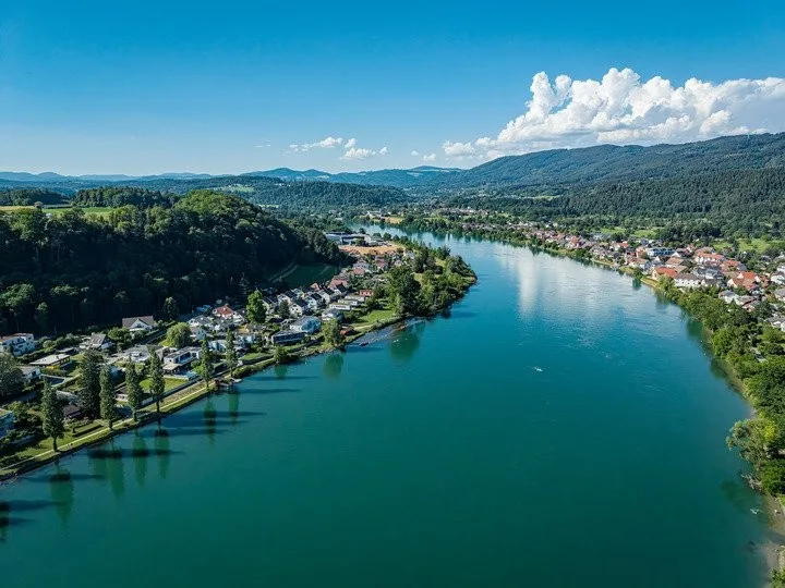 RHEINBLICK GARANTIERT - 687 M² SONNIGES BAULAND IN WALLBACH