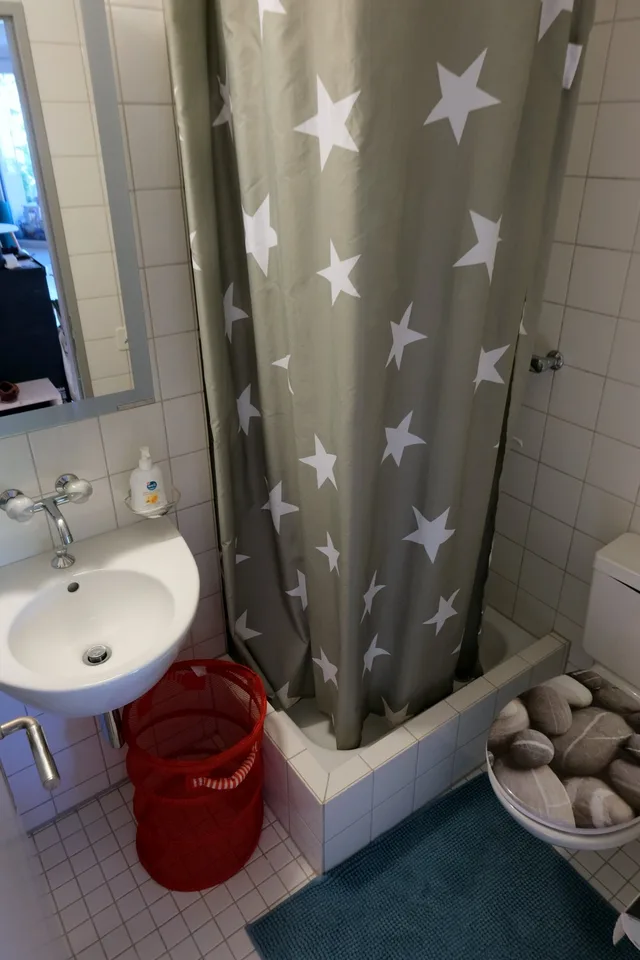 Helle und ruhig gelegene 4½-Zimmer-Wohnung mit Balkon und Einstellhallenplatz