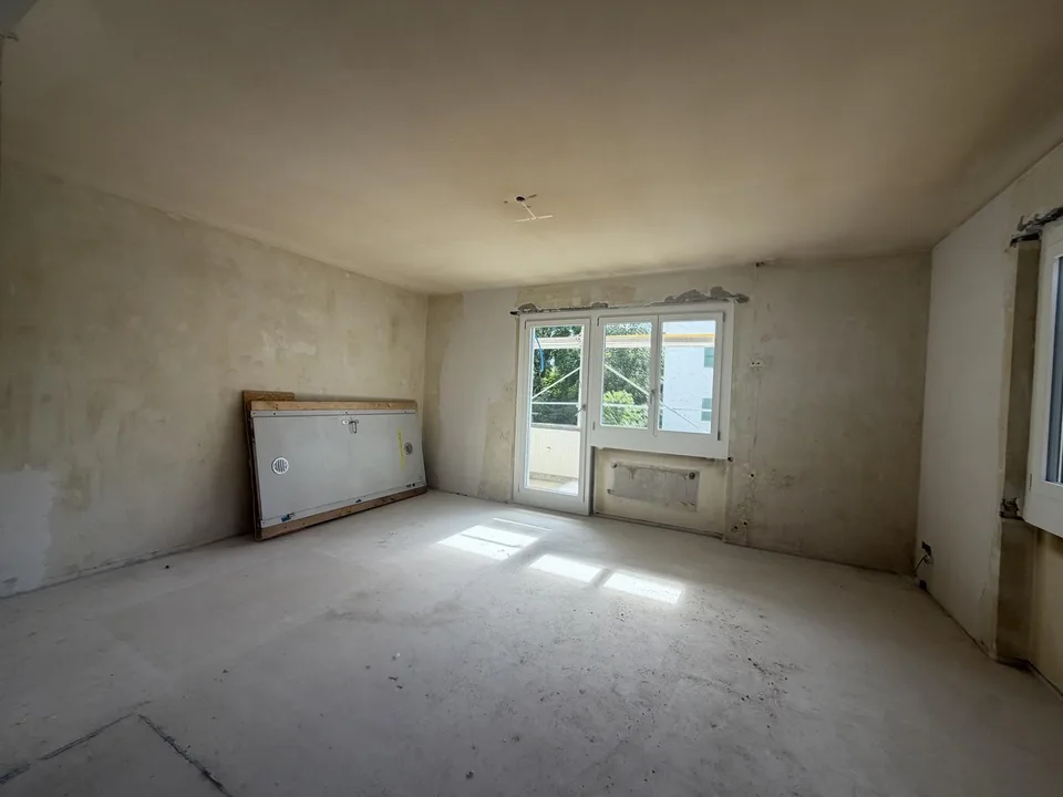 Helle, neu sanierte 2.5-Zimmer-Wohnung am Breitenweg 35