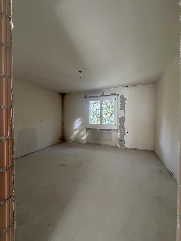 Helle, neu sanierte 2.5-Zimmer-Wohnung am Breitenweg 35