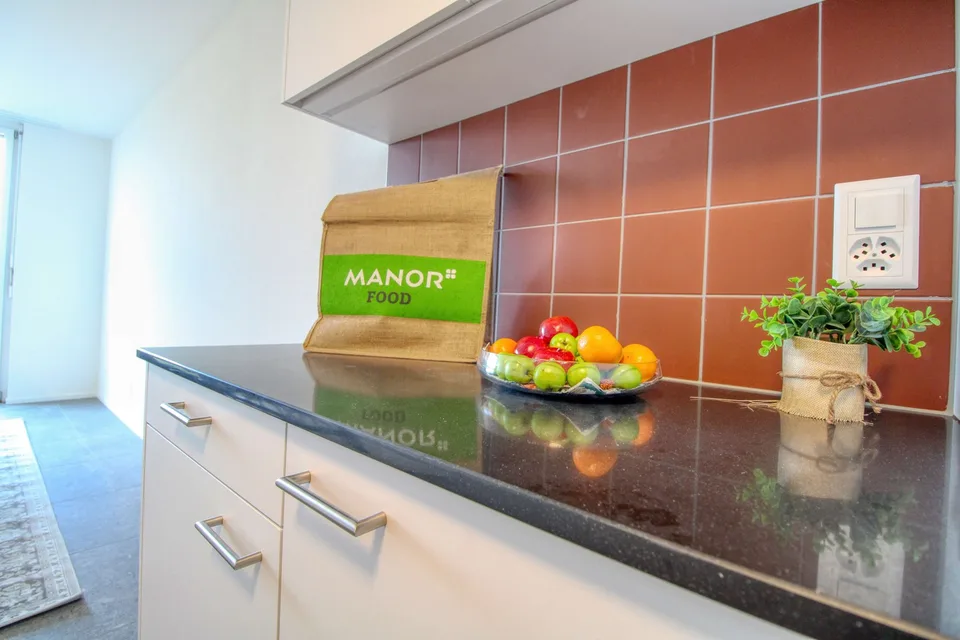 Appartement vivant spacieux à Crissier avec balcon privé