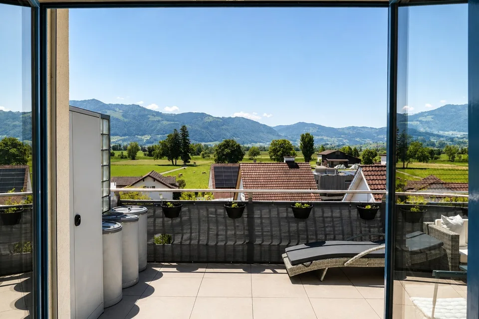 4.5 Zimmer Attikawohnung in Uznach – foto 8 di 12