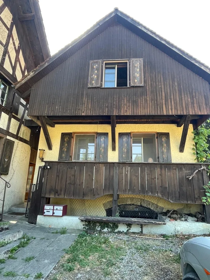 Charaktervolles Zuhause mit außergewöhnlichem Dachgeschoss und viel Potenzial