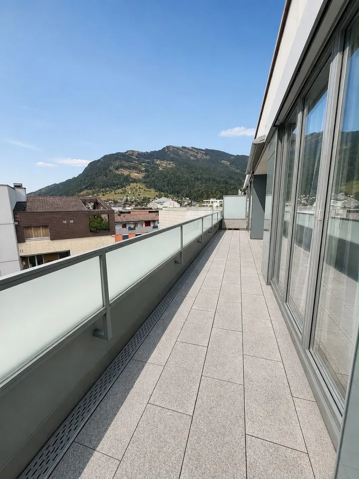 Wunderdchöne 3.5 Attikawohnung mit Bergpanorama in Goldau