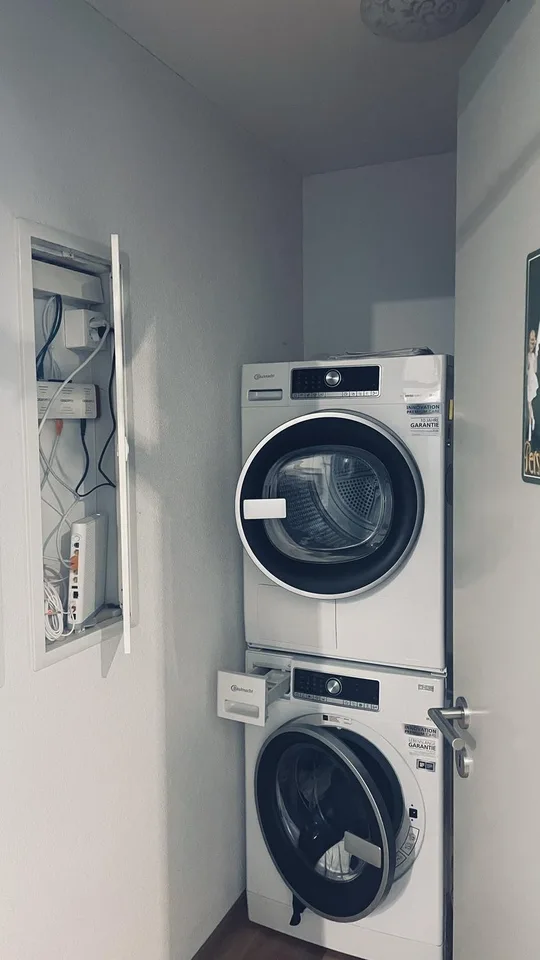 Helle 3.5-Zimmer-Wohnung mit grossem Balkon und eigenem Waschturm in Obfelden