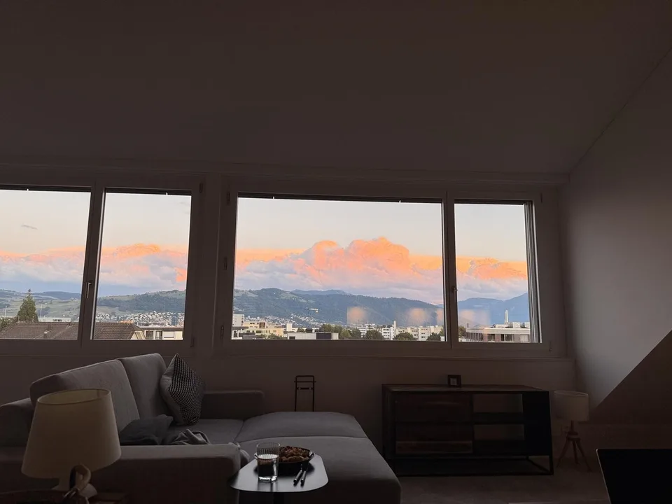 Mitbewohner gesucht hochwertiges Shared Living im grosszügigen Loft in Steinhausen