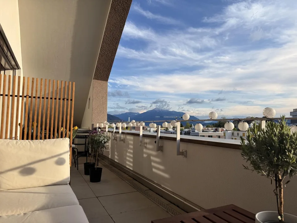 Mitbewohner gesucht hochwertiges Shared Living im grosszügigen Loft in Steinhausen