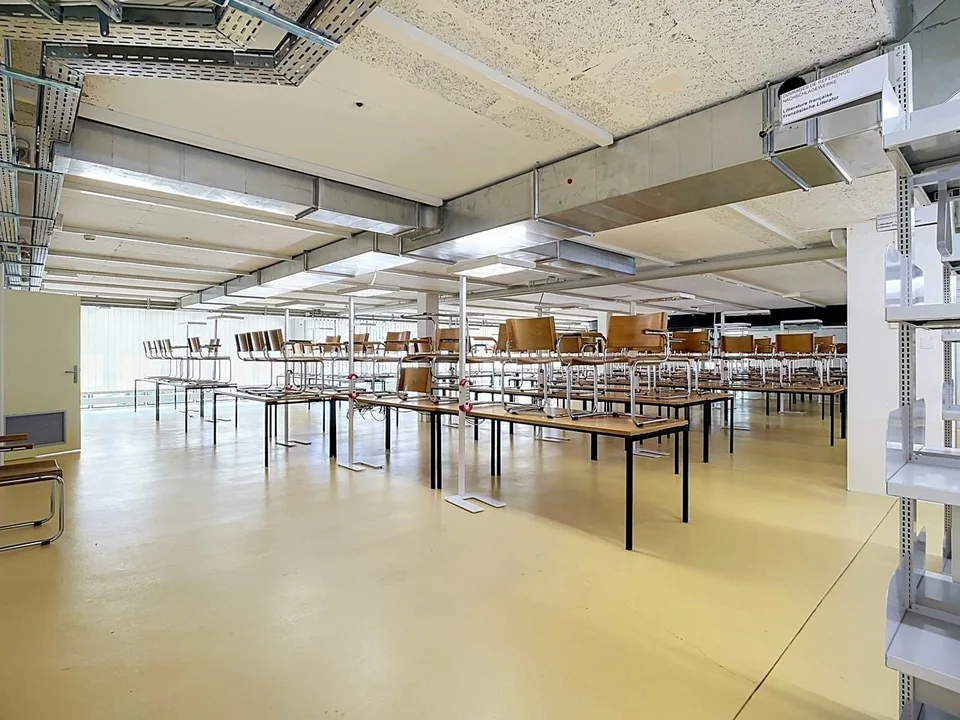 SURFACE COMMERCIALE DE 900 M² ENV. DIVISIBLE AU 1ER ETAGE – foto 5 di 12