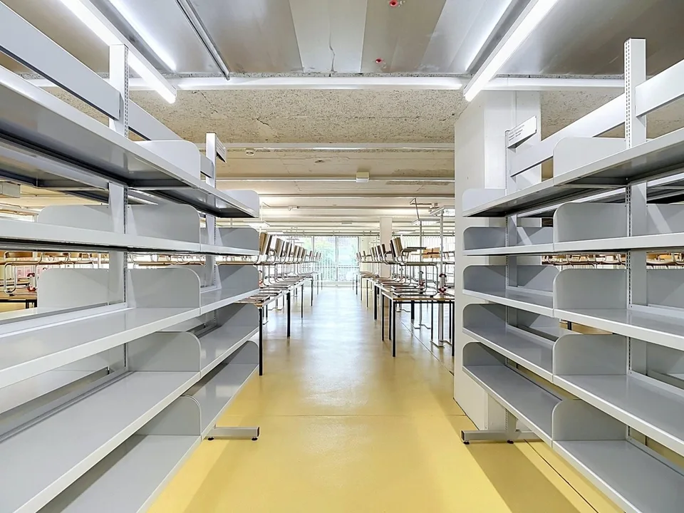 SURFACE COMMERCIALE DE 900 M² ENV. DIVISIBLE AU 1ER ETAGE – foto 10 di 12