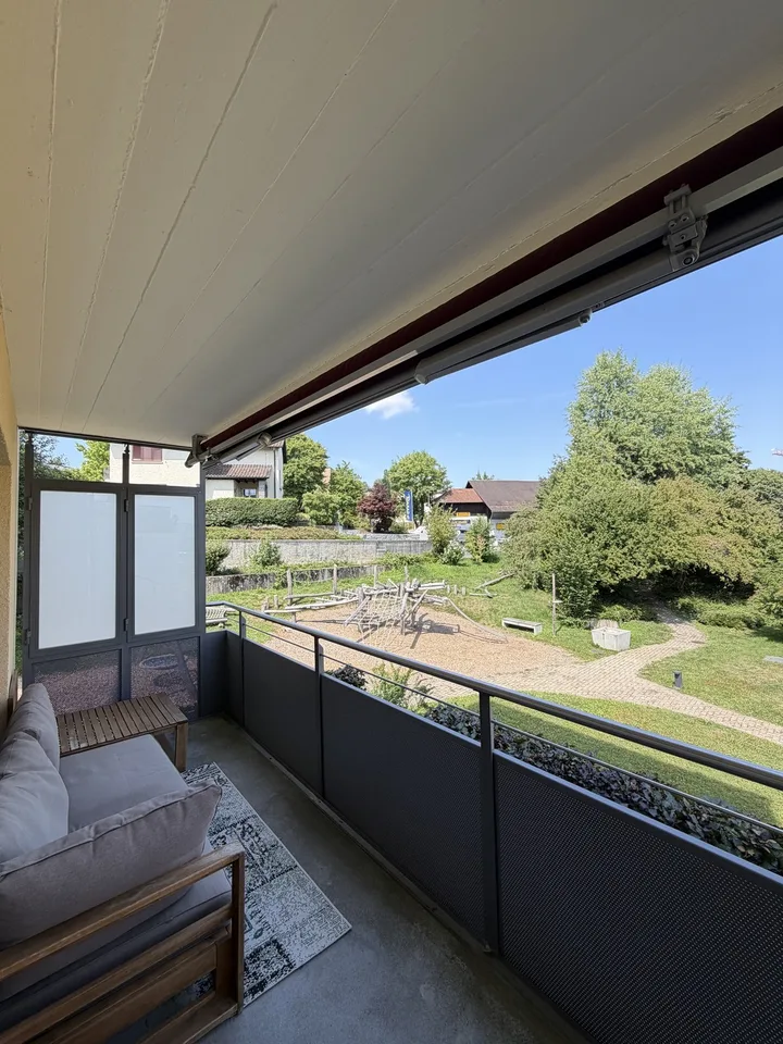 Möblierte 2.5-Zimmer-Wohnung an ruhiger Lage in Thalwil