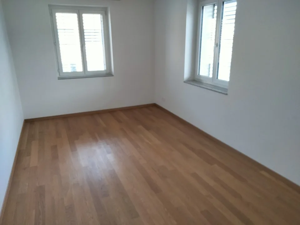 schöne 3.5 Zimmer Wohnung