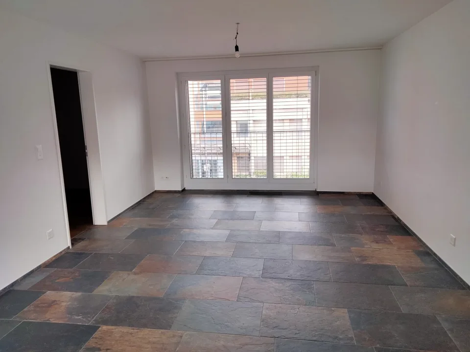 schöne 3.5 Zimmer Wohnung