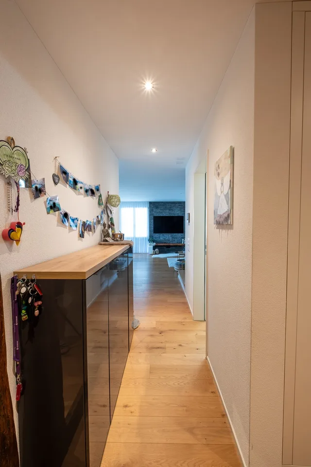 Exklusive 4.5-Zimmer-Maisonette | 122 m² | Loggia | Bergsicht