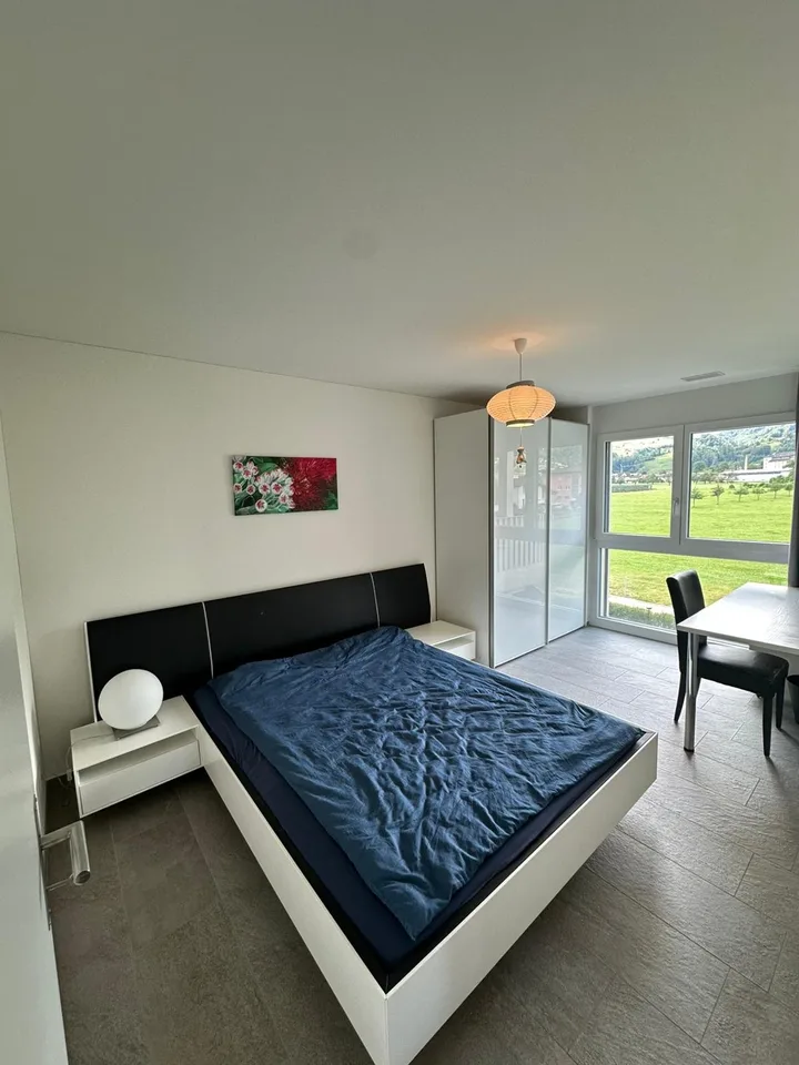 4.5-Zimmer-Wohnung an ruhiger Lage mit wunderschöner Aussicht