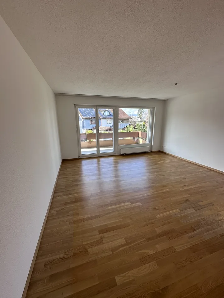 Grosszügige 4.5-Zimmer-Wohnung mit Balkon in ruhiger Lage in Seuzach