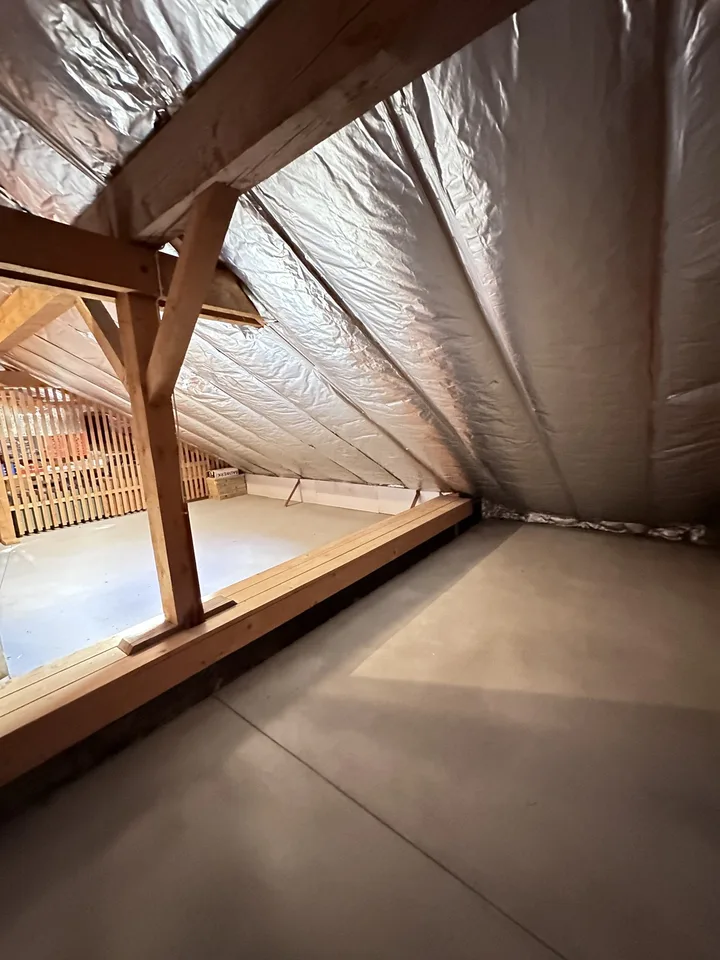 Grosszügige 4.5-Zimmer-Wohnung mit Balkon in ruhiger Lage in Seuzach