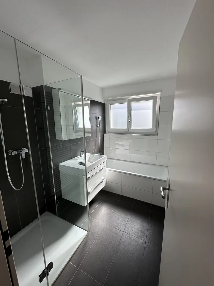 Grosszügige 4.5-Zimmer-Wohnung mit Balkon in ruhiger Lage in Seuzach