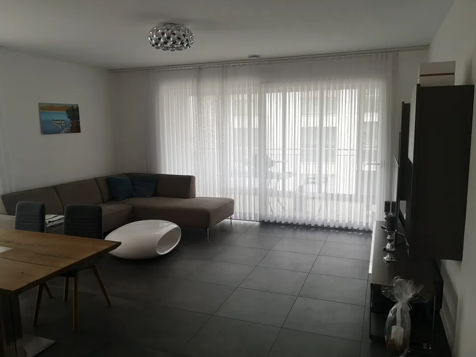 **Moderne 2½-Zimmerwohnung mit hochwertigem Ausbau in Niederrohrdorf**