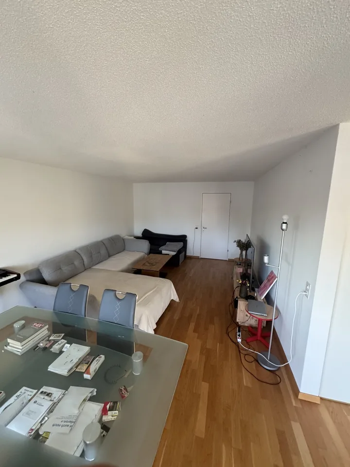 Zimmer zu vermieten – nur 25 Minuten von Zürich HB entfernt