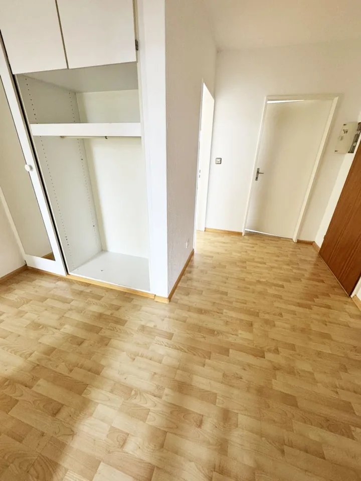 Gemütliche 3,5-Zimmer-Wohnung in zentraler und doch grüner Lage in Basel – Foto 6 von 8