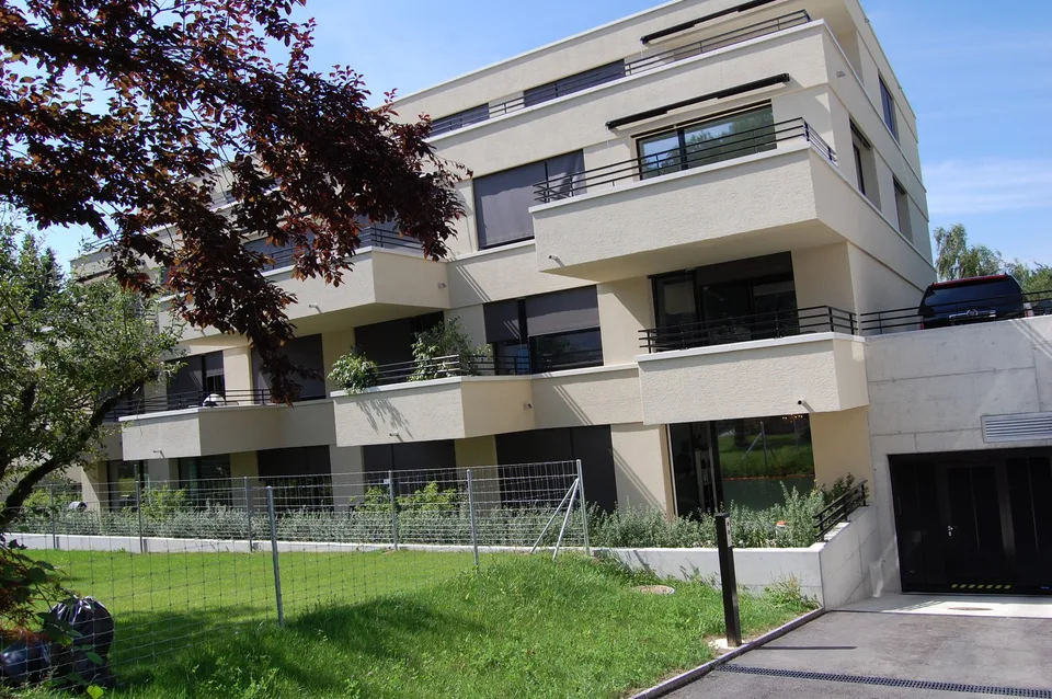 Moderne 4.5-Zimmer-Wohnung mit grosser Terrasse in Tagelswangen