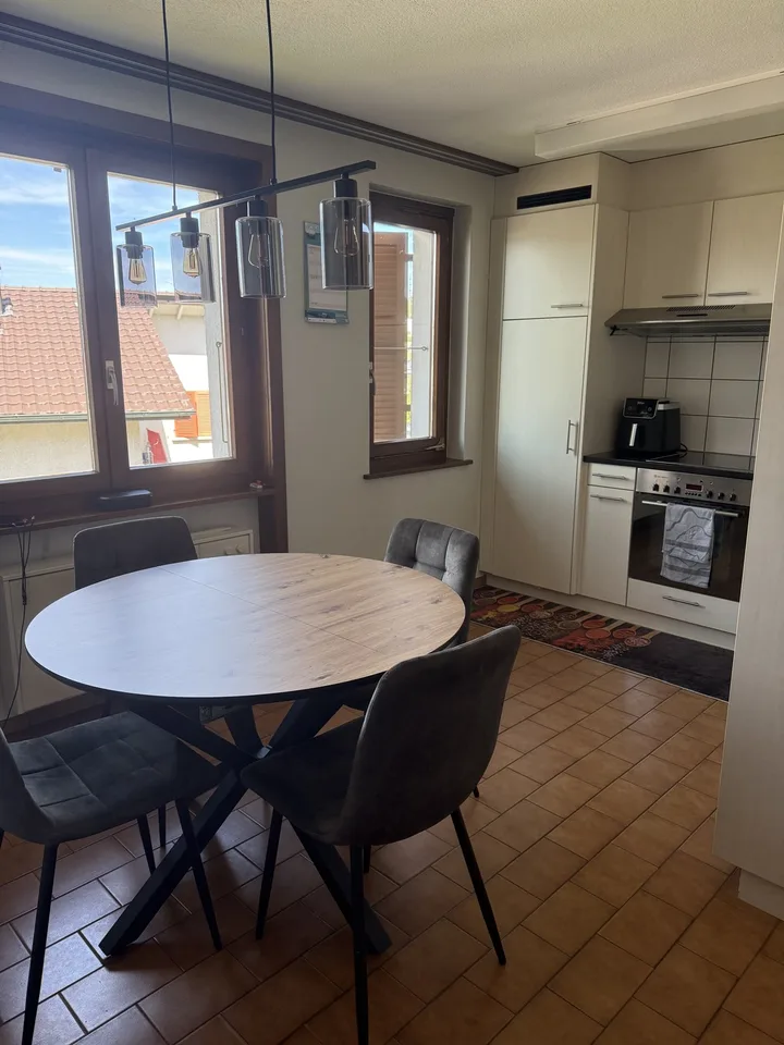 Charming 4-room apartment in Tentlingen – Quiet and bright – CHF 1,250.–/month