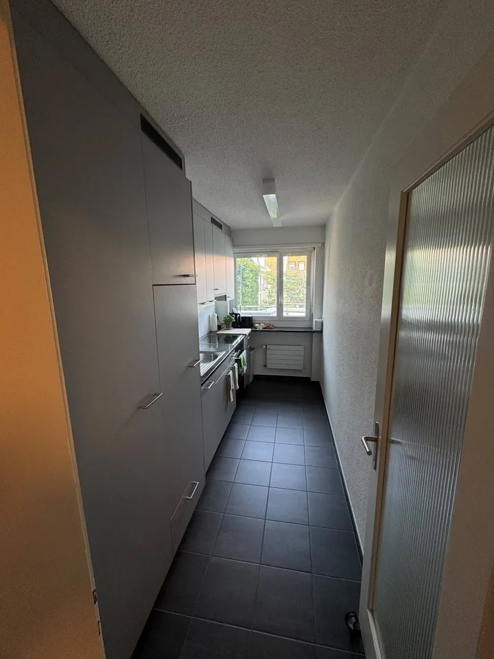 3 ZI-WOHNUNG IN ZÜRICH - KREIS 4 LANGSTRASSE, MÖBLIERT, TEMPORÄR – Foto 2 von 20