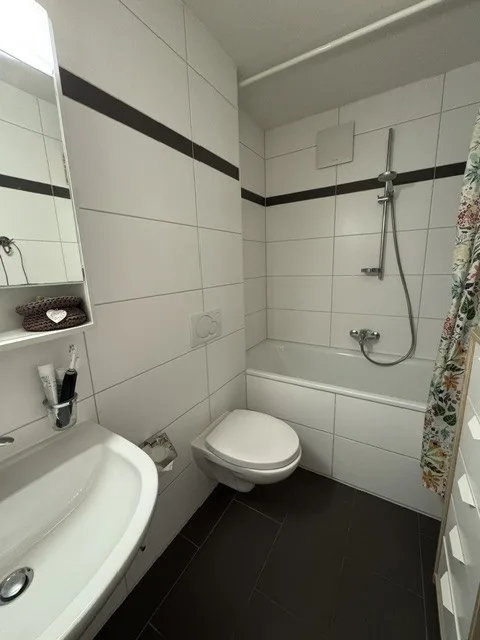 Magnifique 4½ pièces d’environ 99 m² avec grand balcon – Estavayer