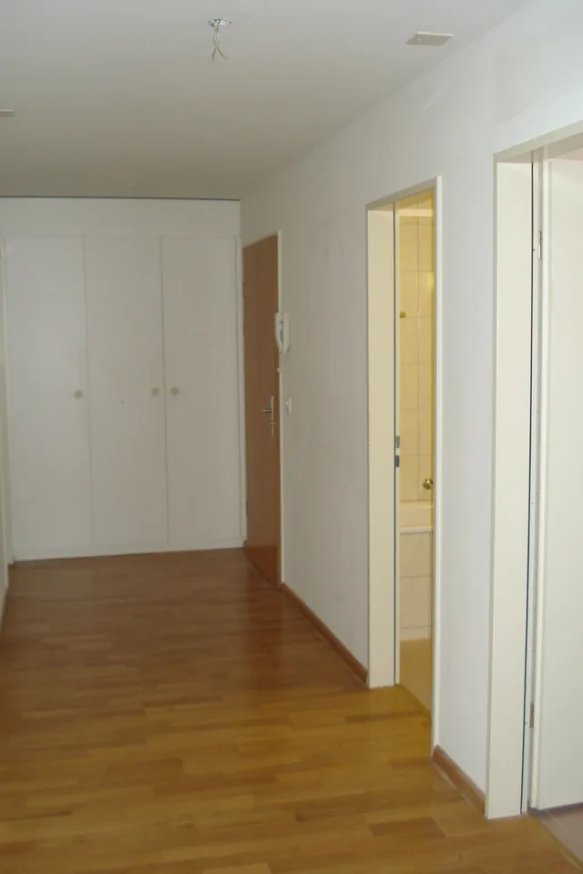 Ruhige und zentrale Lage, mit Lift