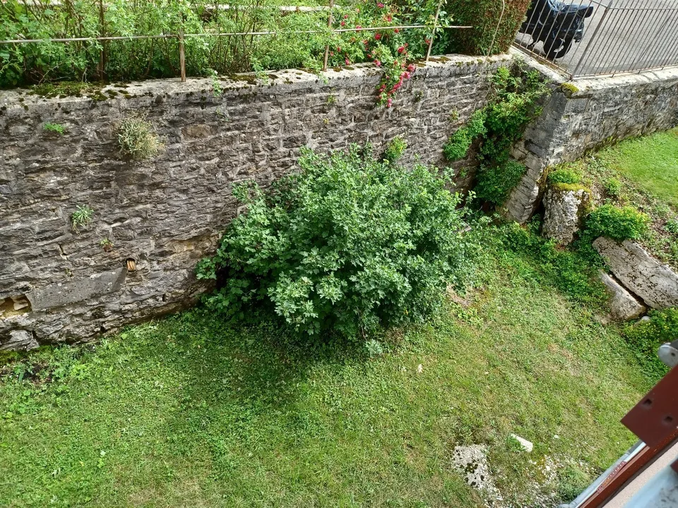 4.5 pièces tout confort dans quartier calme – Foto 6 von 6