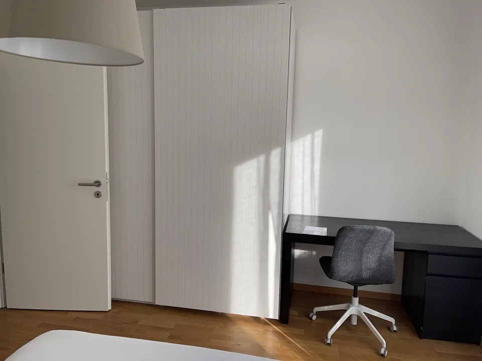Chambre meublee avec salle de bain privative, a 5 minutes de l’EPFL et de l’UNIL