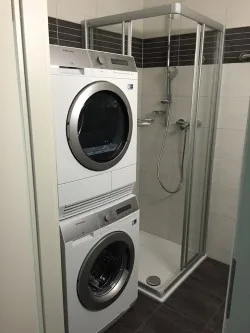 Chambre meublee avec salle de bain privative, a 5 minutes de l’EPFL et de l’UNIL