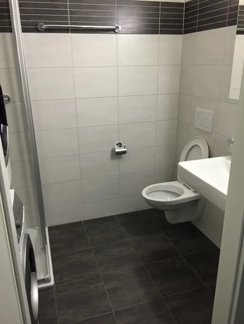 Chambre meublee avec salle de bain privative, a 5 minutes de l’EPFL et de l’UNIL