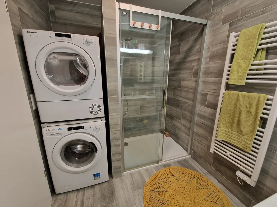 Appartement lumineux avec jardin privatif – photo 5 sur 12