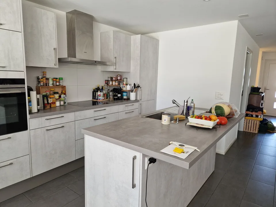 Appartement lumineux avec jardin privatif – photo 3 sur 12