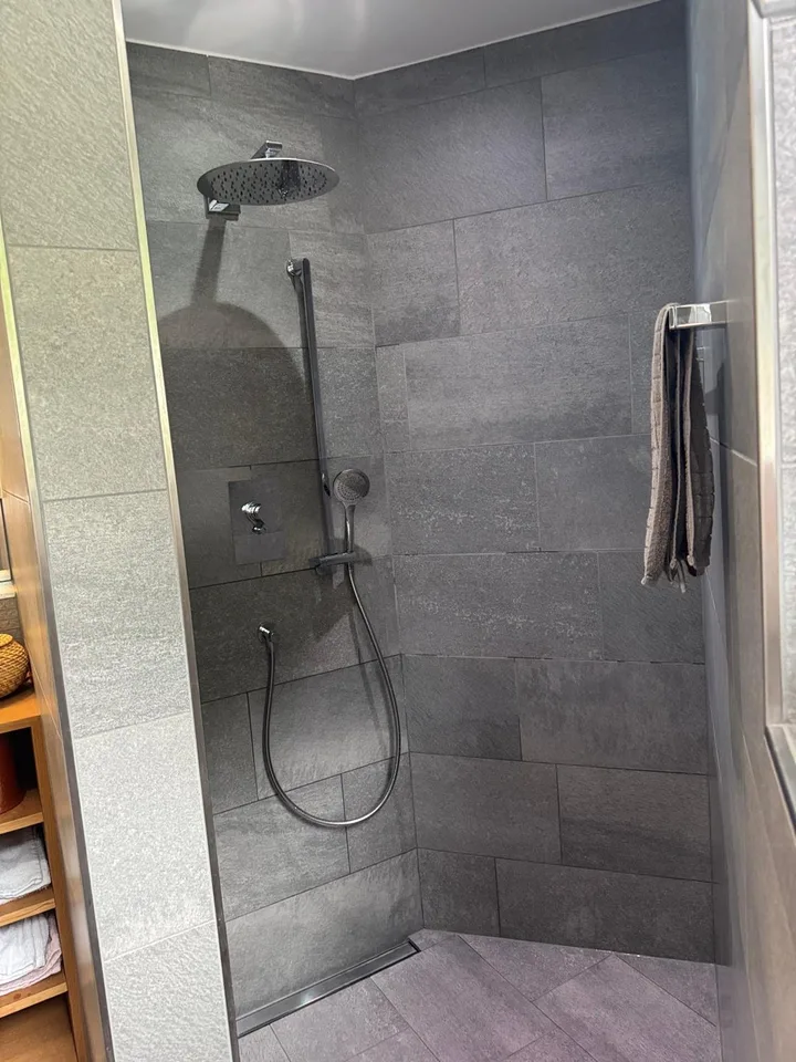 Traumhafte Wohnung mit Walenseesicht & Privatstrand
