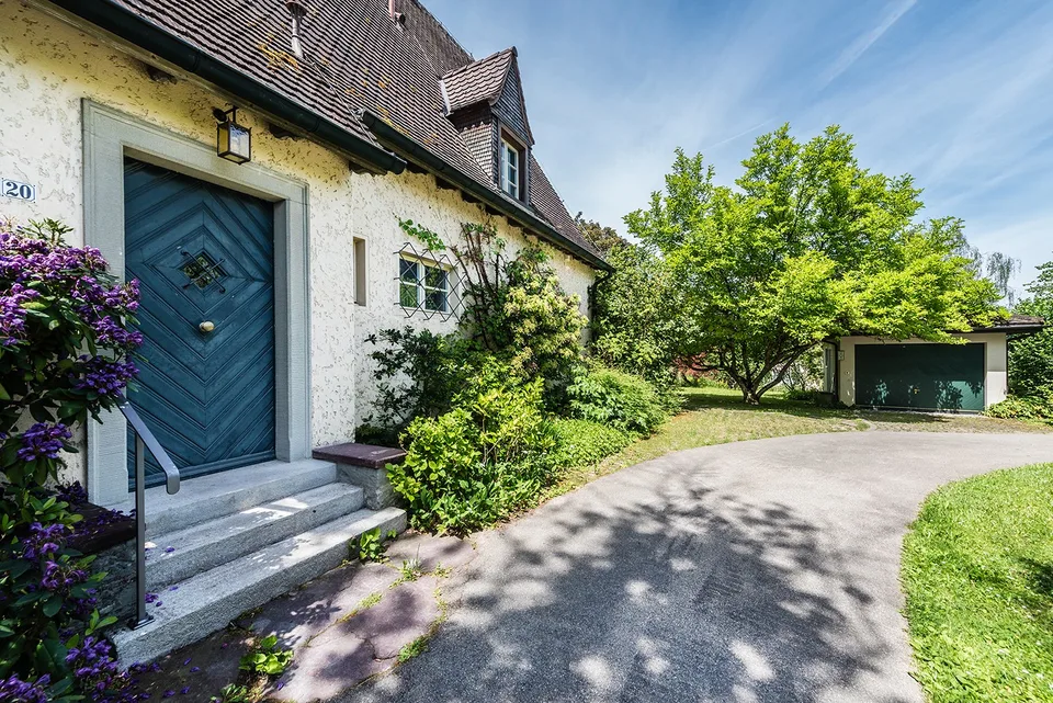 9½-Zimmer-Landhaus mit grossem Garten und viel Privatsphäre – Foto 2 von 30