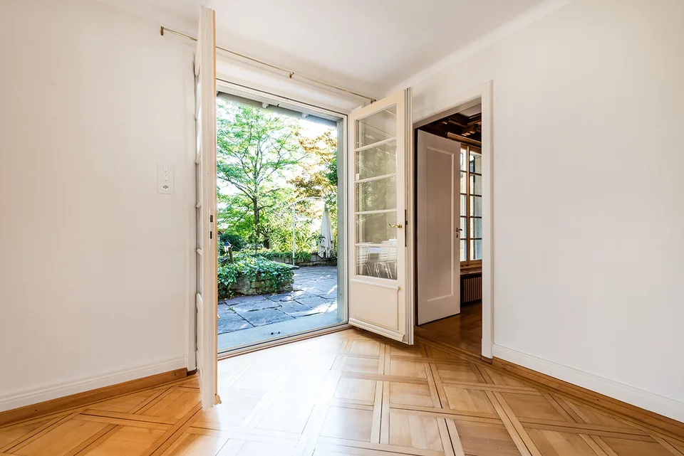 9½-Zimmer-Landhaus mit grossem Garten und viel Privatsphäre – Foto 14 von 30