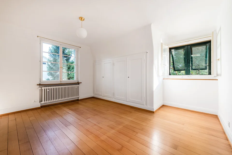 9½-Zimmer-Landhaus mit grossem Garten und viel Privatsphäre – Foto 23 von 30