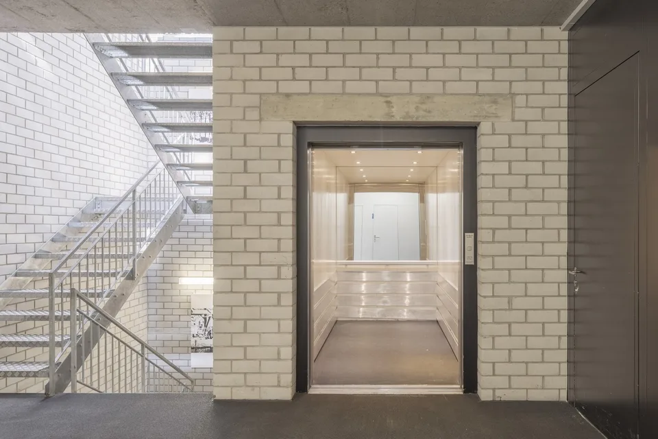 Ausgebaute und bezugsbereite Büro- und Gewerbeflächen – Foto 9 von 9