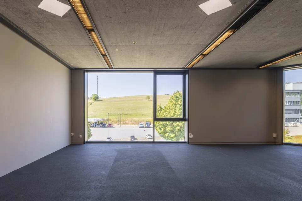 Ausgebaute und bezugsbereite Büro- und Gewerbeflächen – photo 4 sur 5