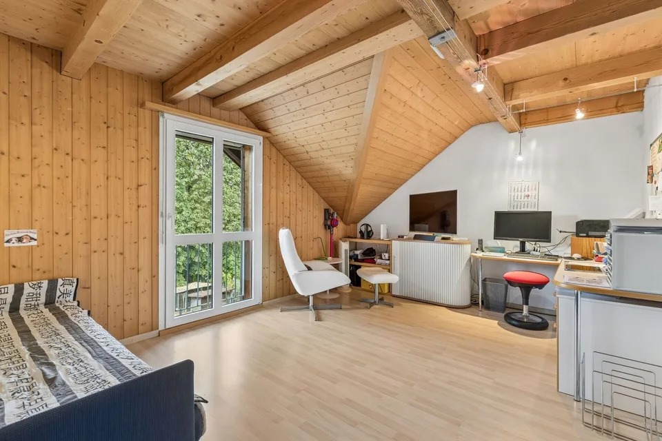 Charmante 5.5-Zimmer-Maisonettewohnung in Meikirch – Foto 10 von 13
